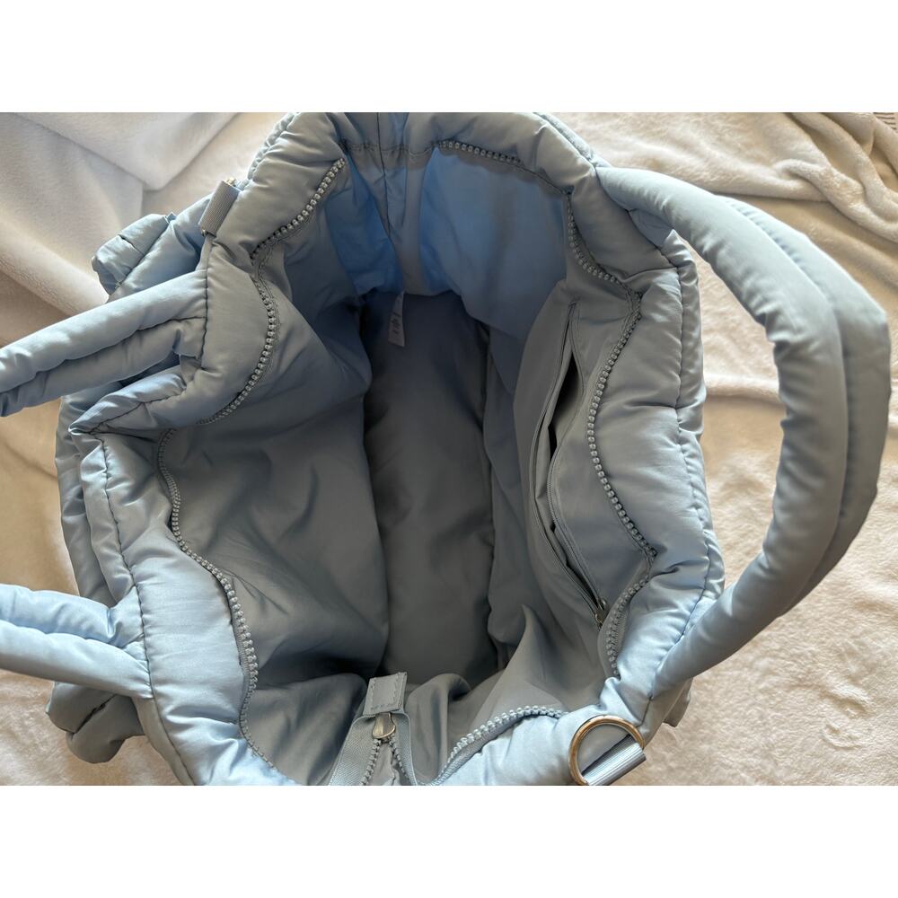 WILO The Label Light Blue Quilted Puffer Tote Bag - Picture 9 of 15
